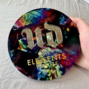 Urban Decay ELEMENTS eyeshadow palette